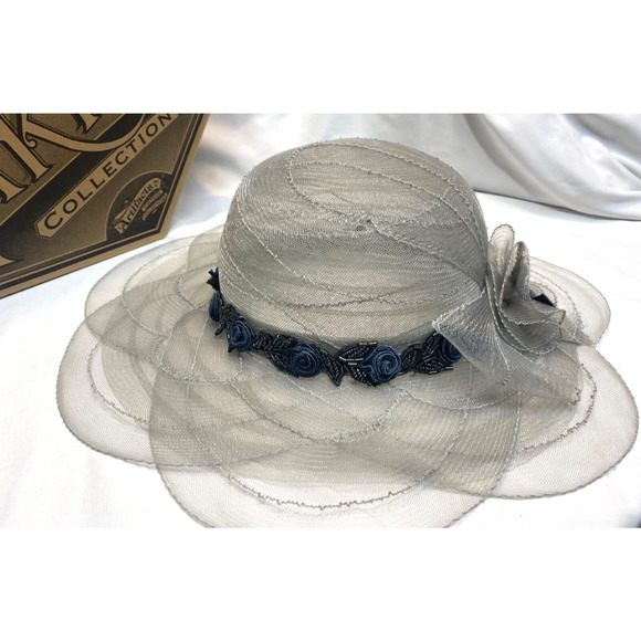 Elegant hat in Mary Jean Collection Box Wedding, Church, Derby, Party - Picture 2 of 10